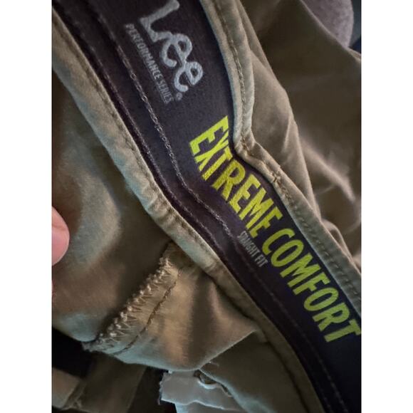 Brand New Lee Men's Size 40x32 Straight Fit Extreme Flex Chino Pants Ankle - Picture 11 of 14